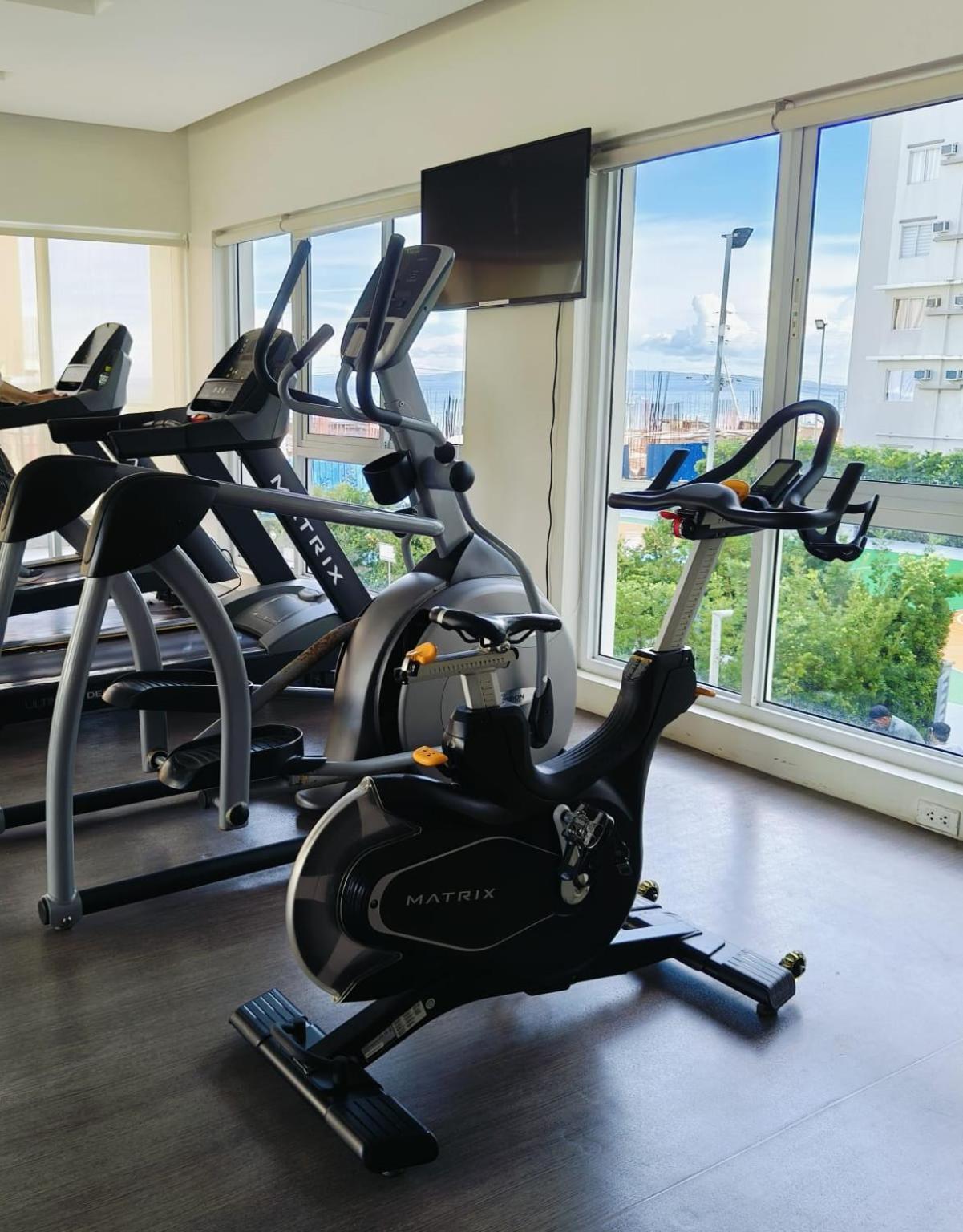 Veronica'S Homestay At Marina Spatial Condo Dumaguete City Ngoại thất bức ảnh